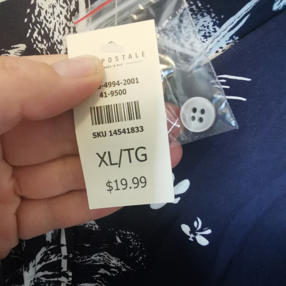 Aeropostale Cropped Palm Print Tie Top - Picture 8 of 8